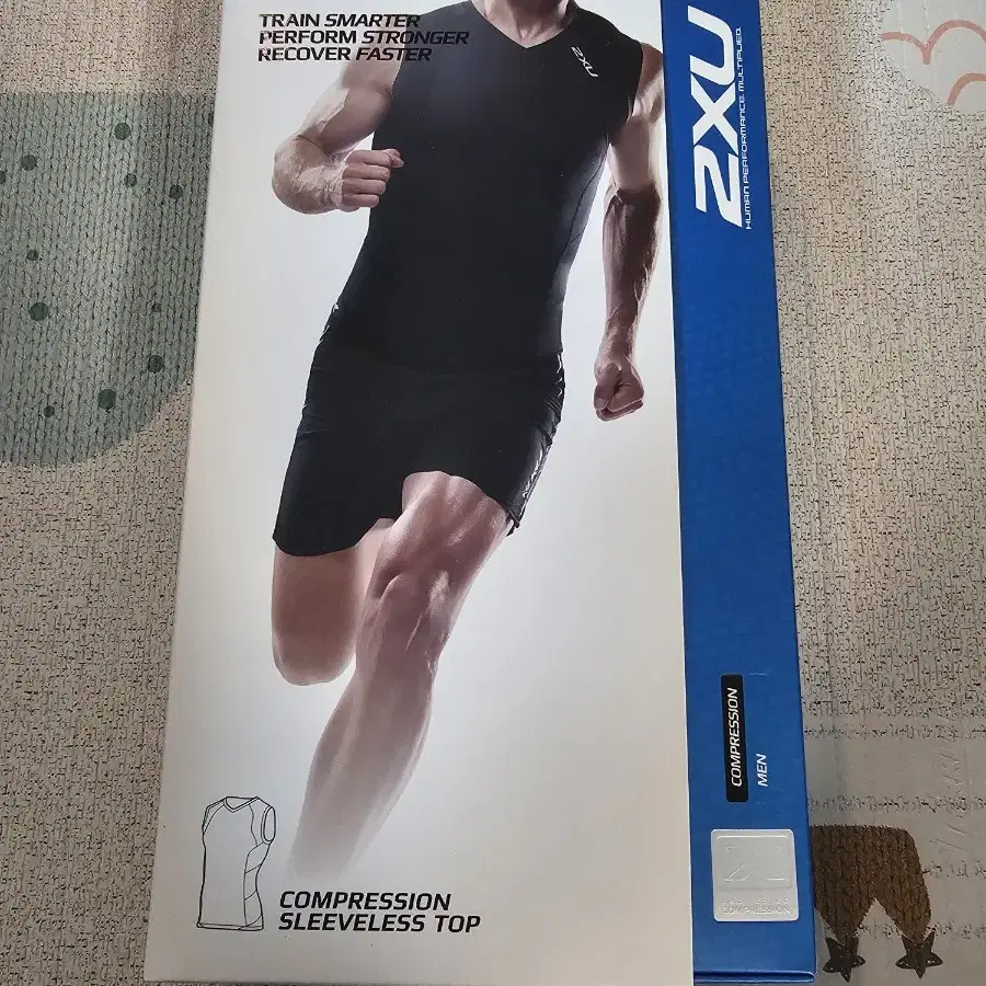 2XU 컴프레션 슬리브리스 탑