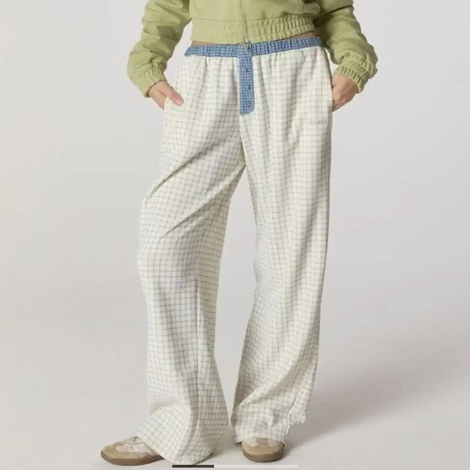 글로니 HOMEBODY BUTTON PANTS 팬츠 s