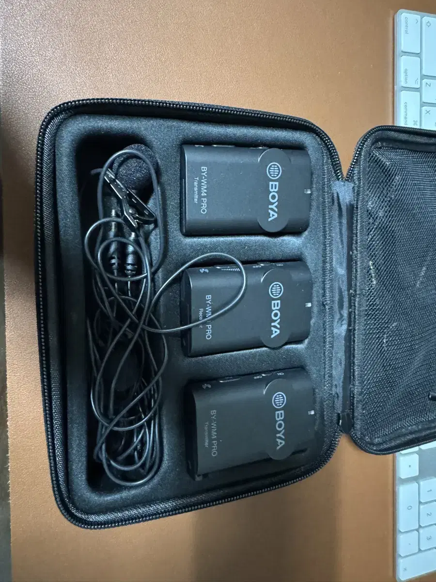 보야 무선마이크 WM4 Pro K2 2채널 판매합니다.