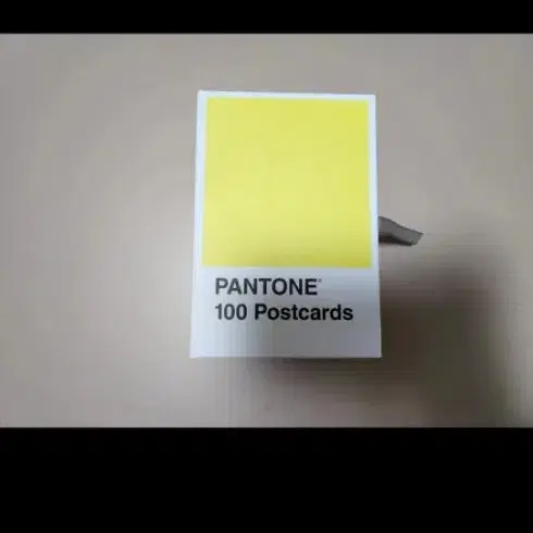 팬톤 컬러칩 100 postcards 판매합니다. / 미술도구 / 미술교