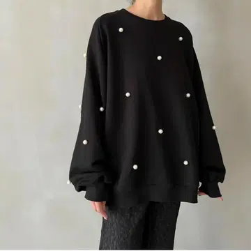 HOWDY. 프론트 펄 스웨트 블랙