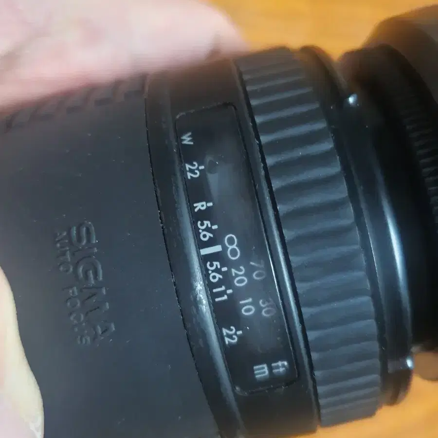 시그마 DSLR 카메라 렌즈 70mm 팔아요