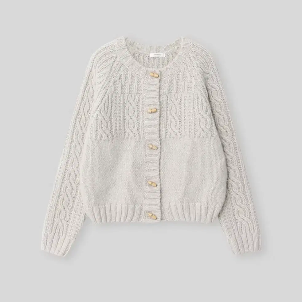 더미튼 Duffle cable cardigan (snow)