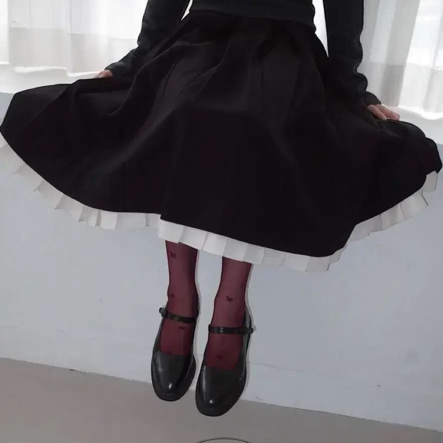 샵오레 CEDRIC PLAETS SKIRT(새상품)