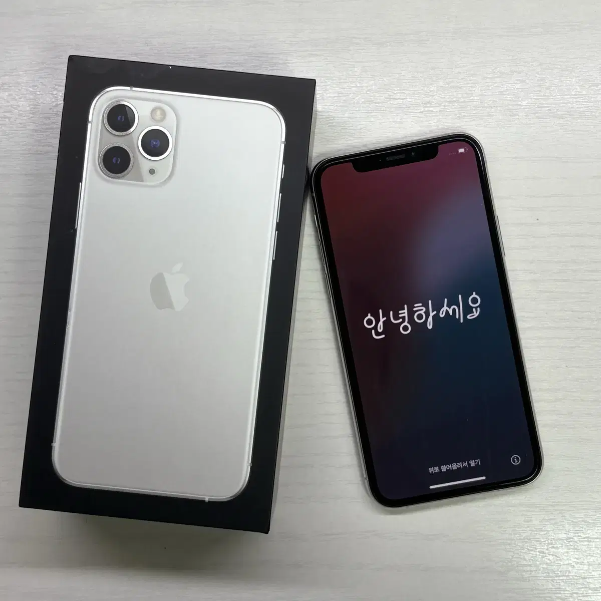 아이폰 11pro 64GB 실버 판매