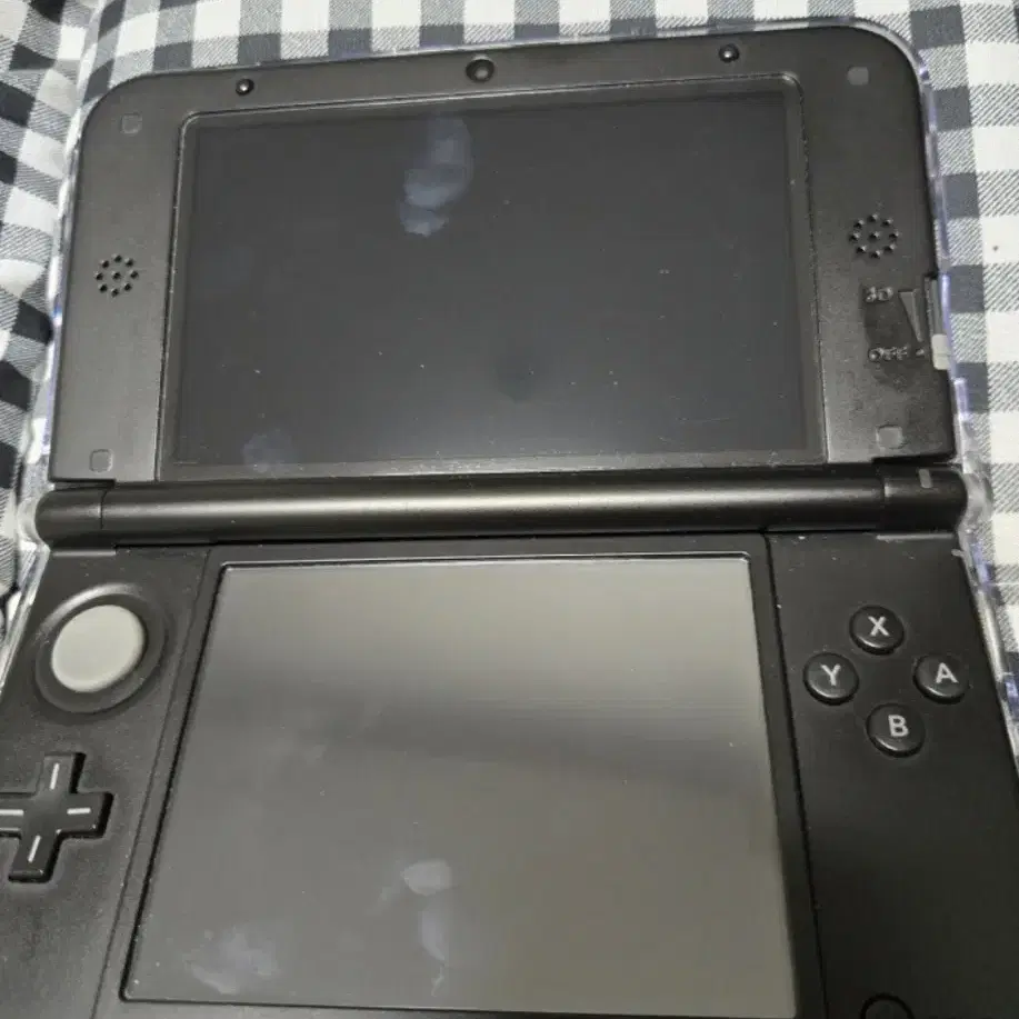 닌텐도 3DS XL 블루 포켓무버, 뱅크, 은 버전 내장