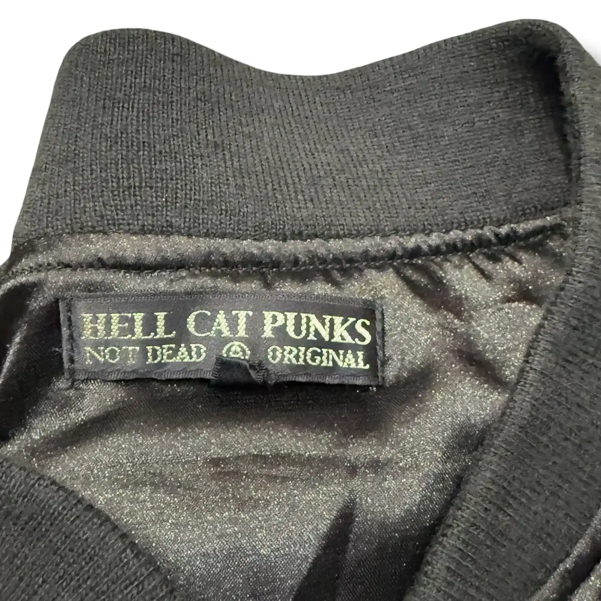 Hell cat punks 펑크 자수 스카쟌