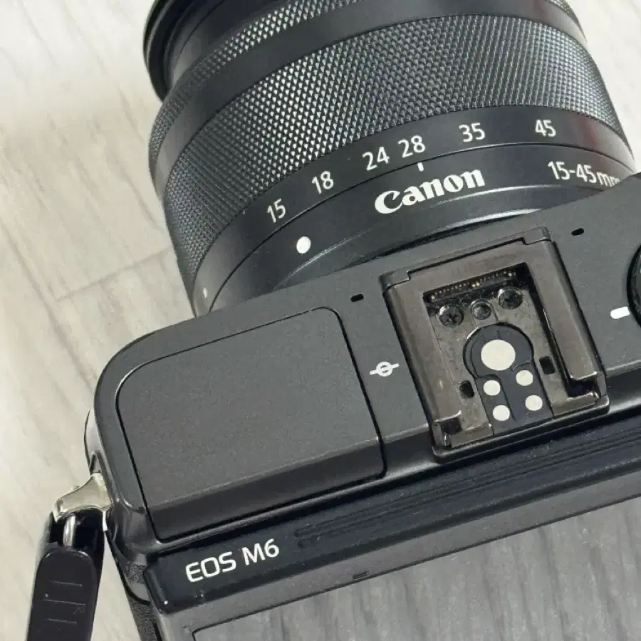 캐논 eos m6 카메라 풀박스!