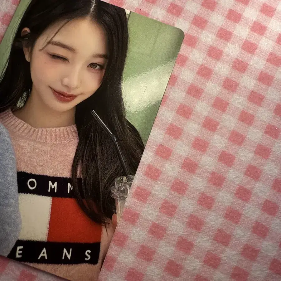 아이브 원영 타미진스 Tommyjeans 포카