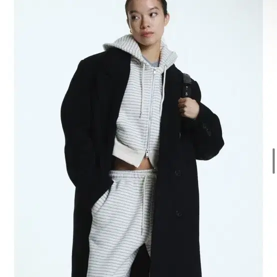 글로니 G Wool coat  블랙 m사이즈