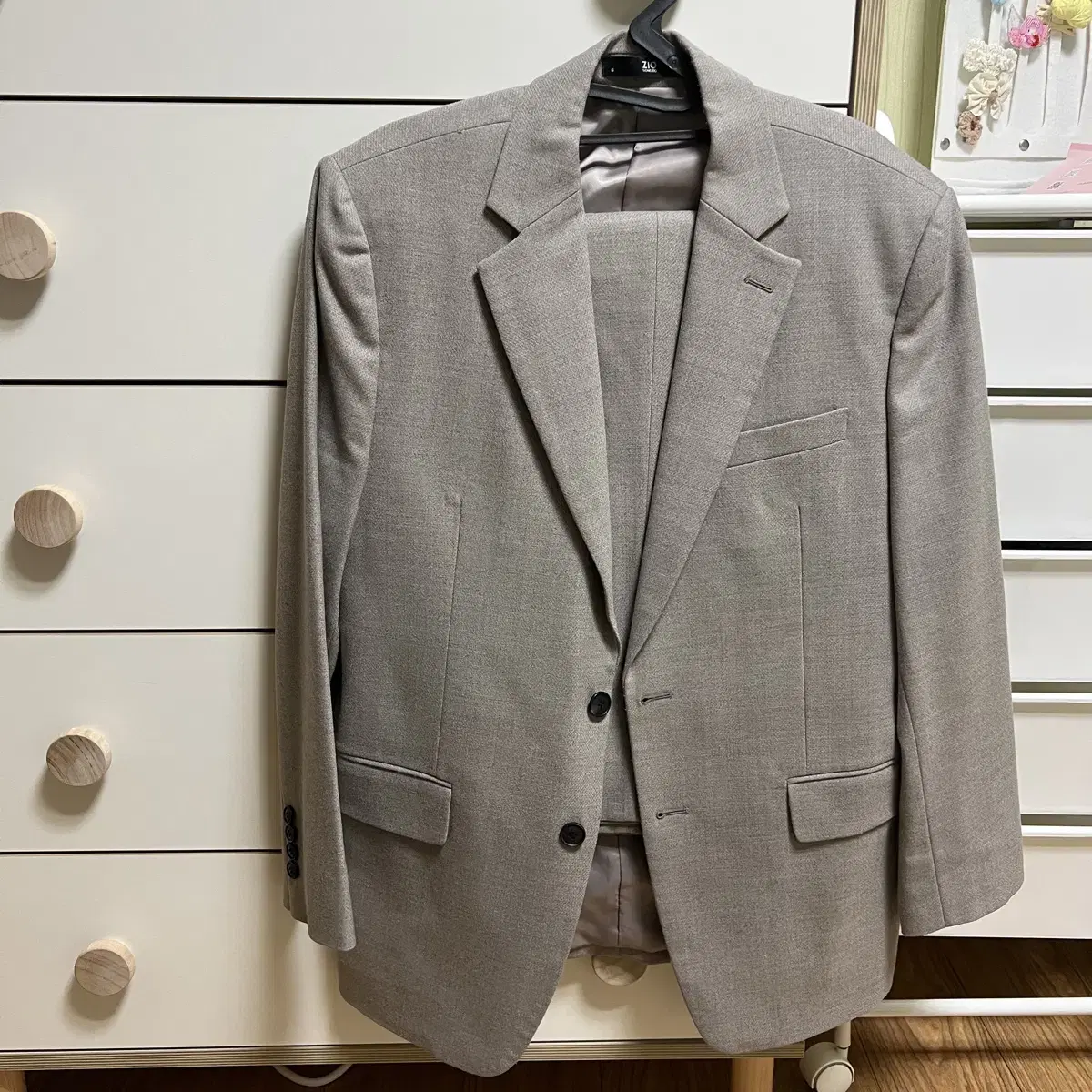 Selling men's suits