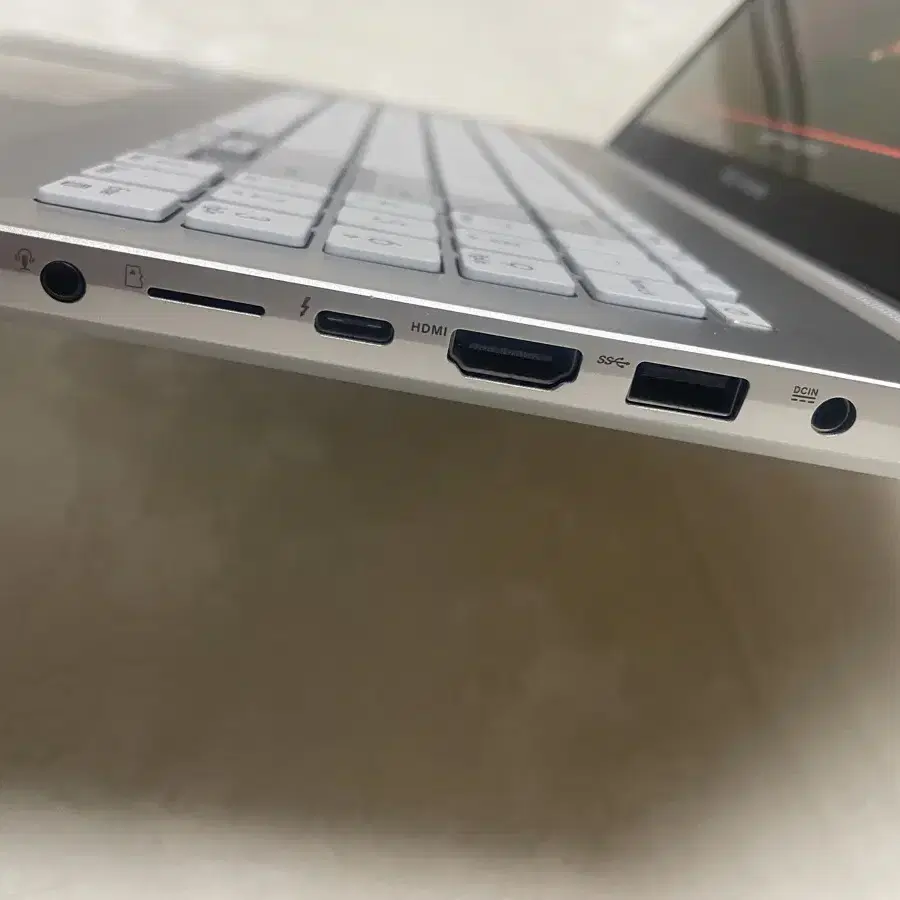 ASUS Vivobook 16x (노트북)