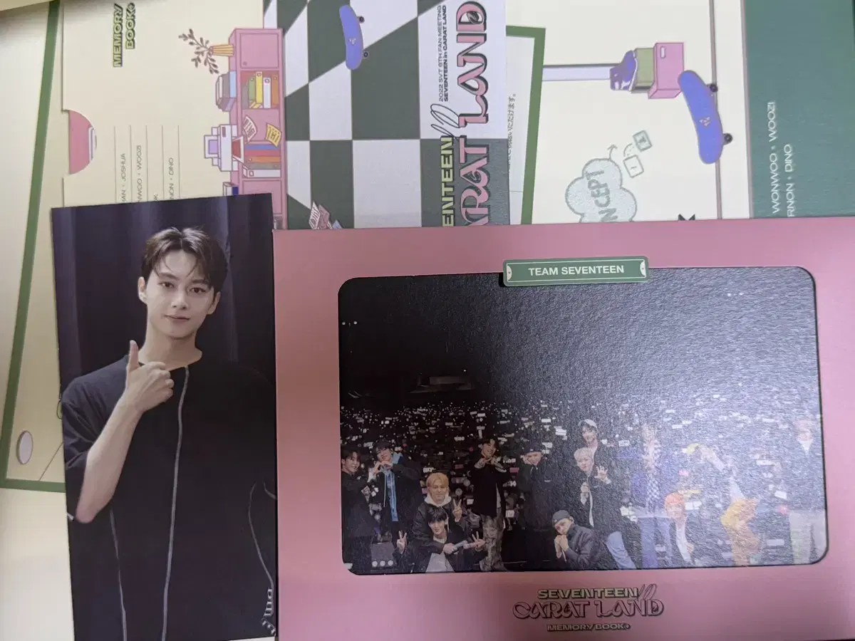 세븐틴 2022 캐랜 캐럿랜드 메모리북