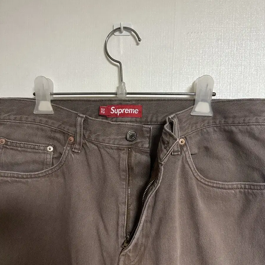 Supreme Baggy Jean Light Brown 팝니다