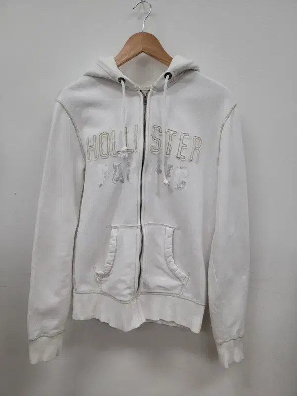 HOLLISTER 홀리스터  라이트 그레이 집업 공용 S A375