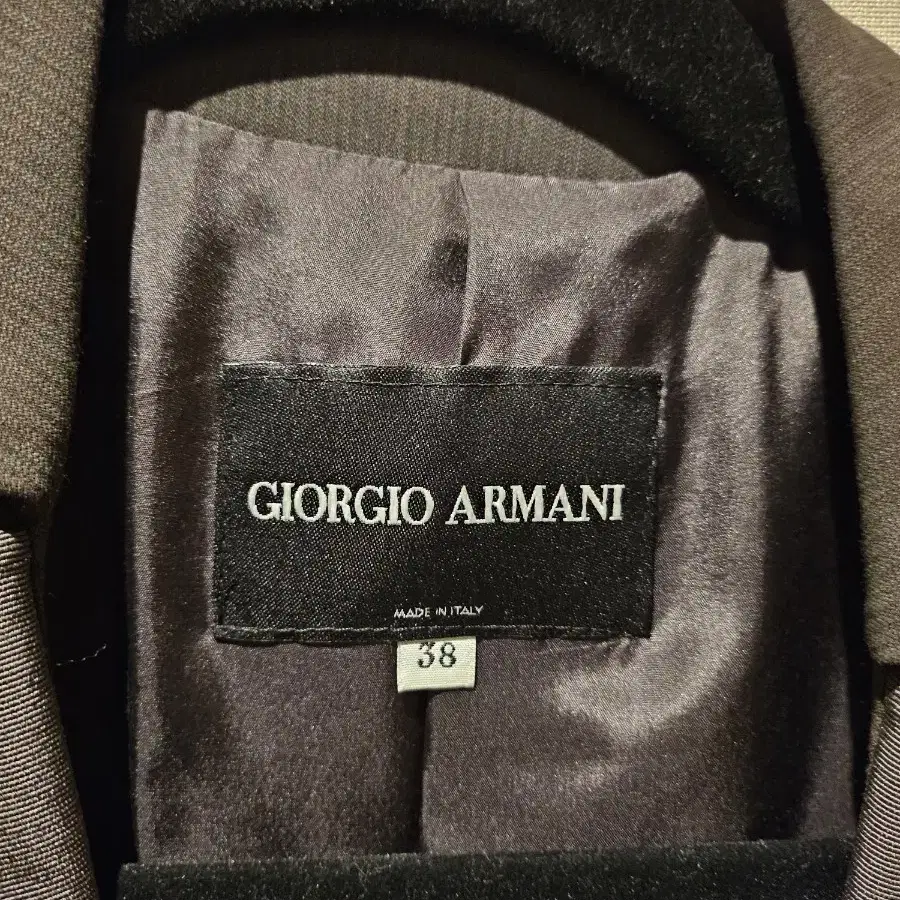 정품 Giorgio Armani 그레이 쟈켓