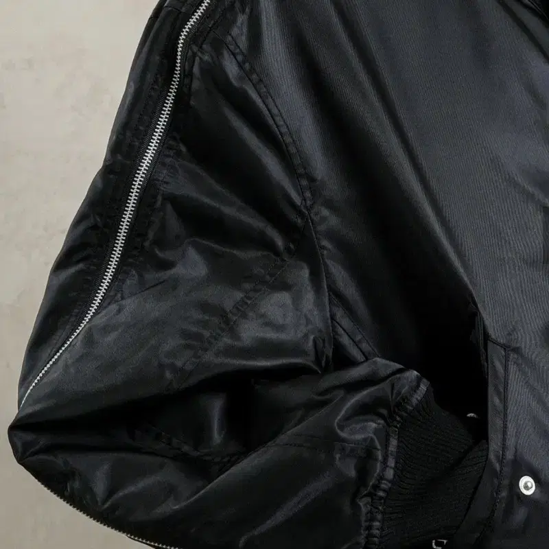 MULTI ZIPPER MA-1 JACKET [BLACK]