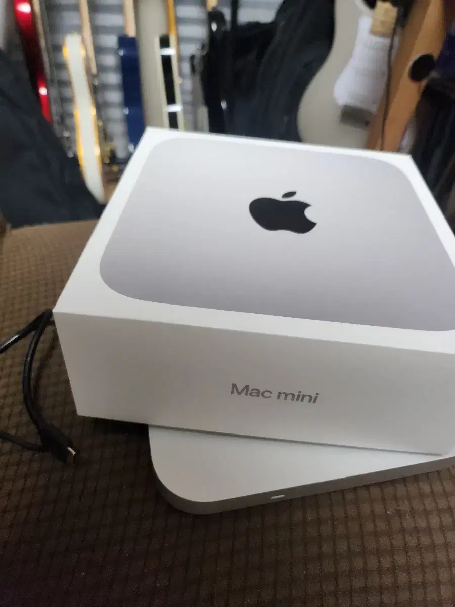 Mac mini M1 + 1TB external dock