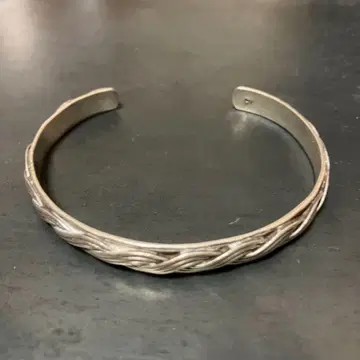 SILVER925 TWIST PLATE BANGLE/실버/팔찌