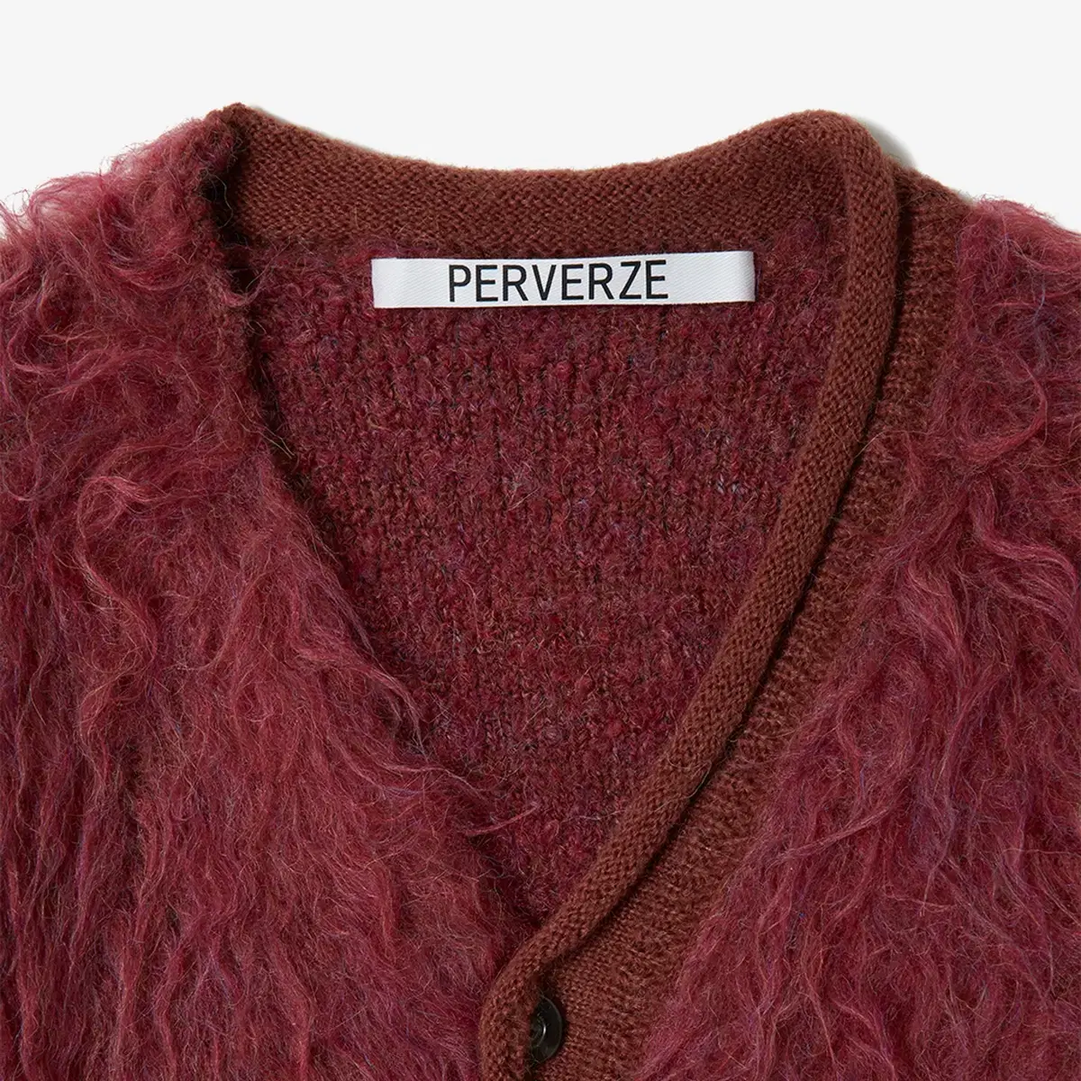 Perverze (퍼버즈) crop cardigan