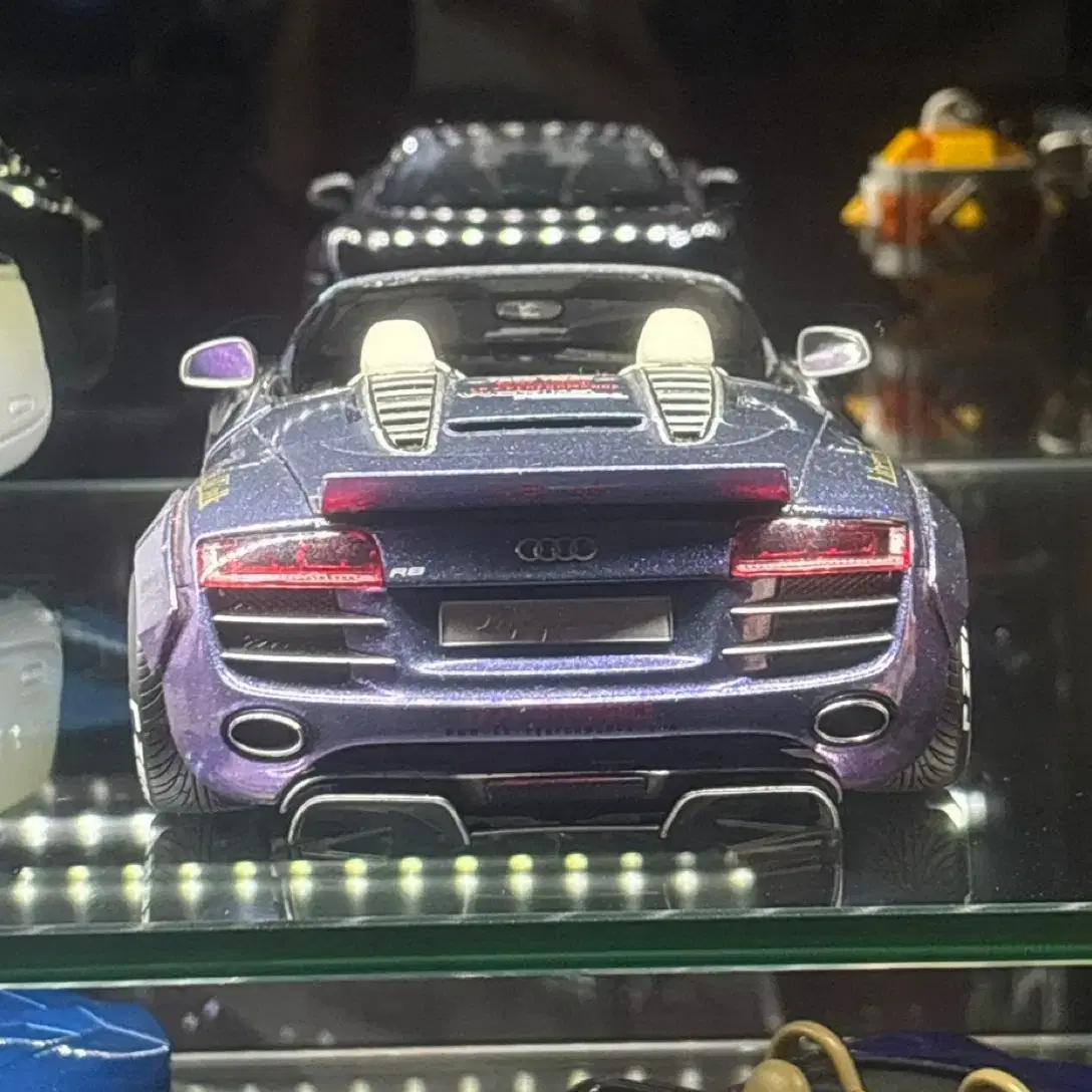 1:18 교쇼 아우디r8스파이더 LB 1of1 커스텀 다이캐스트