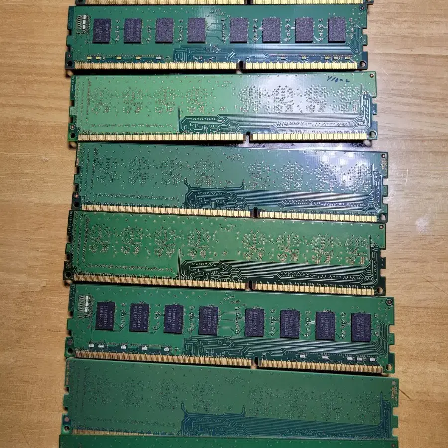 DDR3 4GB 삼성 데스크탑 메모리