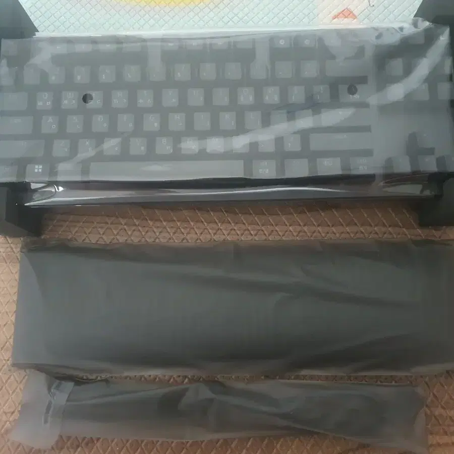 Razer Huntsman V2 리니어 키보드 팝니다