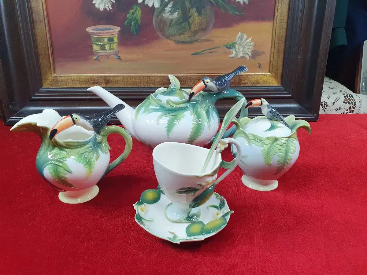 Franz  Toco Toucan Tea Pot Set