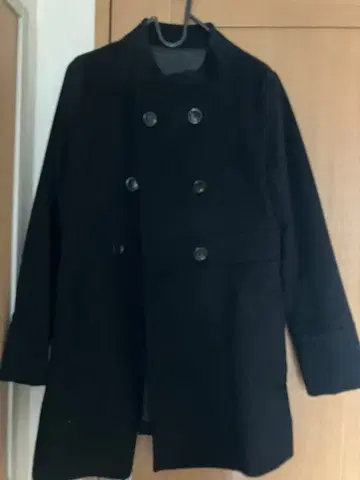 유니클로 블랙 더블 브레스트 롱 코트 후드 없음