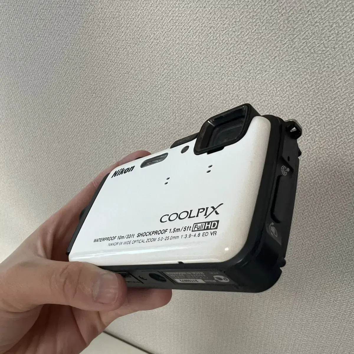 NIKON | 니콘 Nikon Coolpix AW100 on Bunjang Global Site.