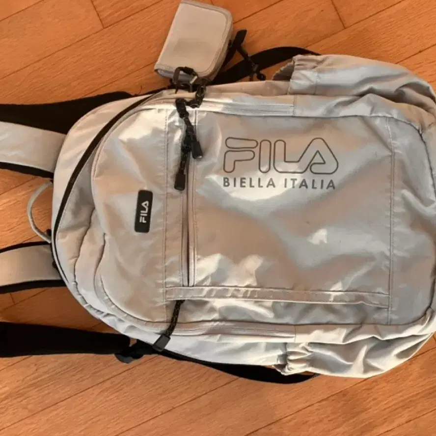 FILA 백팩과 힙색