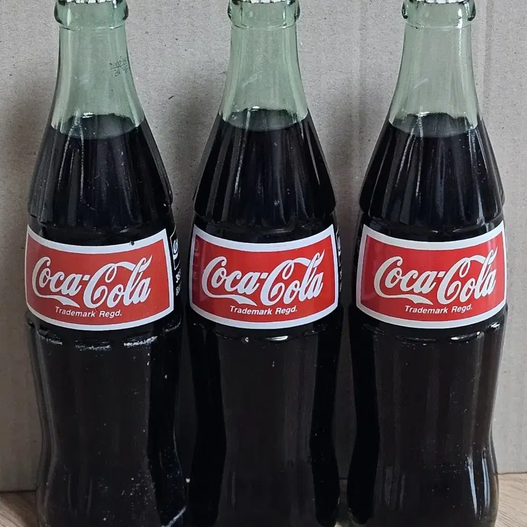 2002년 355ml 코카콜라 3병