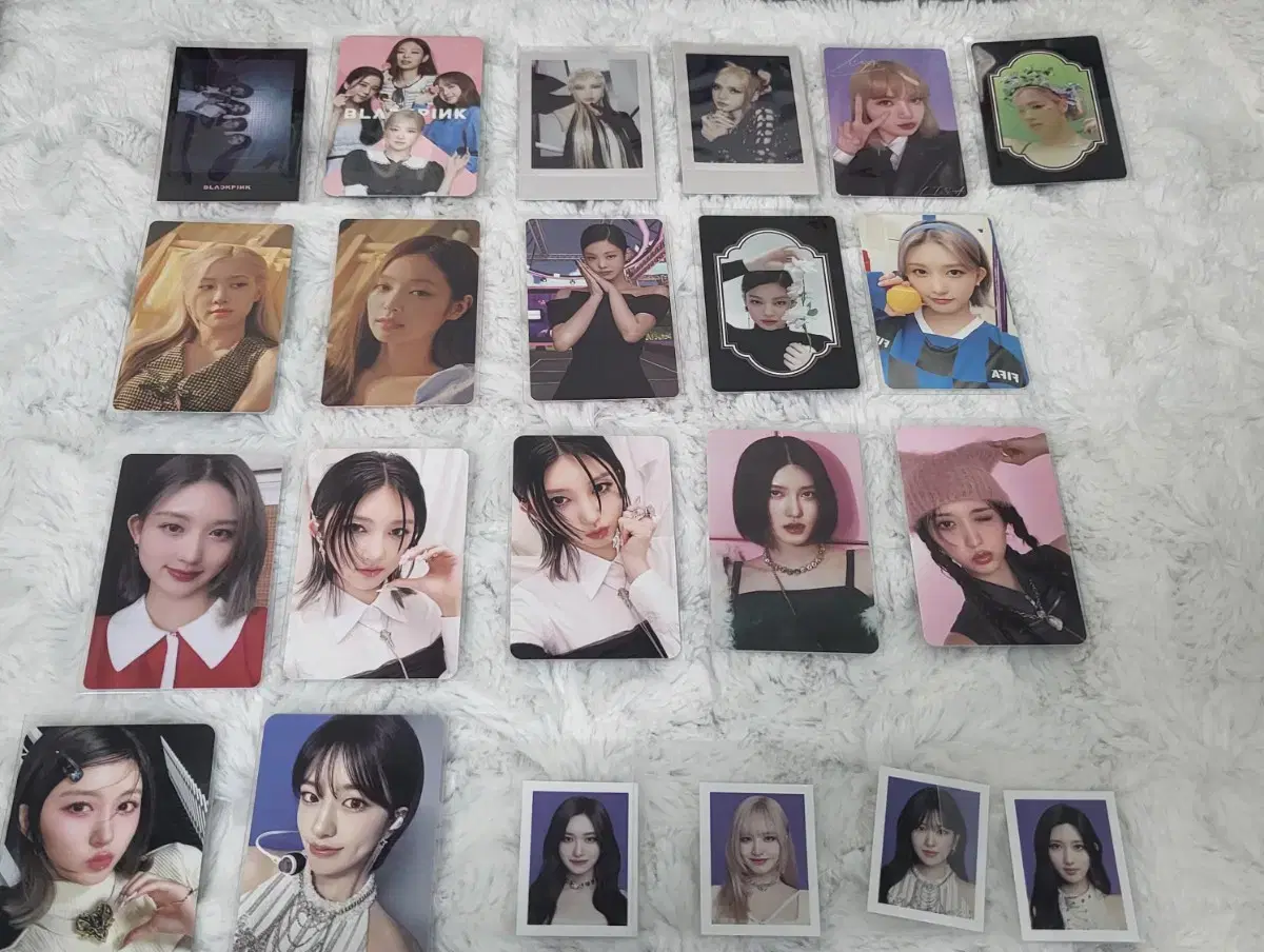 아이돌 포카 판매합니다! 사진 더 있어용 아이브,에스파,방탄 등 있어요