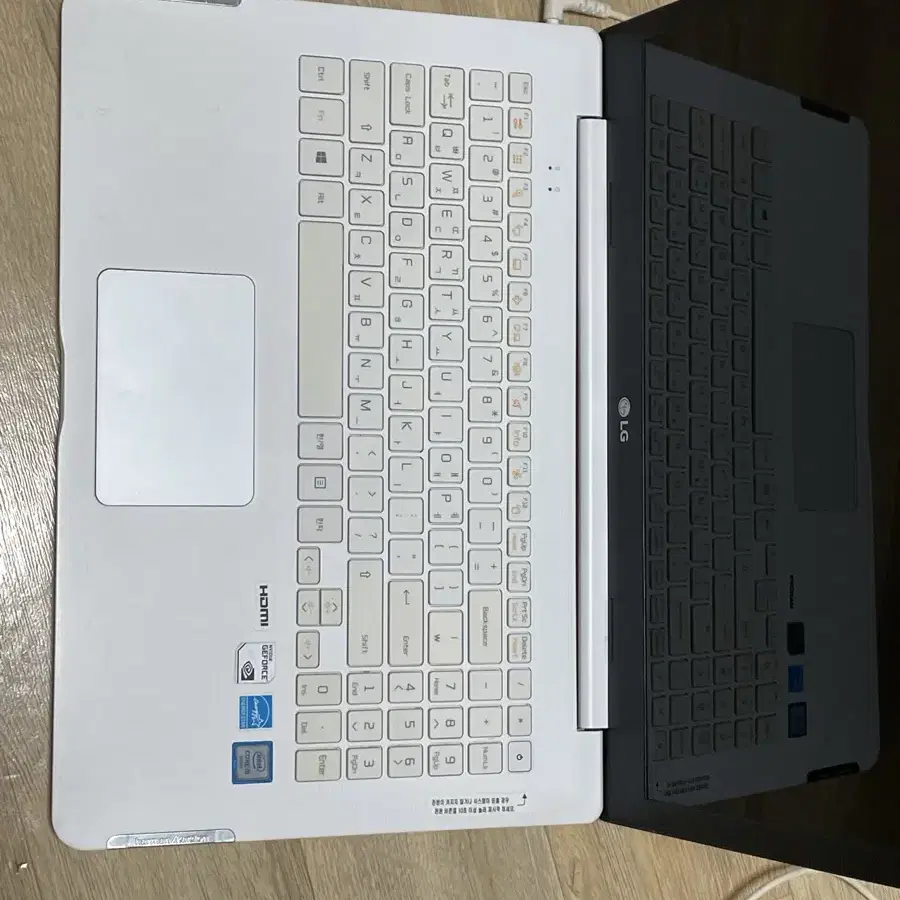 LG전자 노트북 울트라PC 15U560-KR5HK