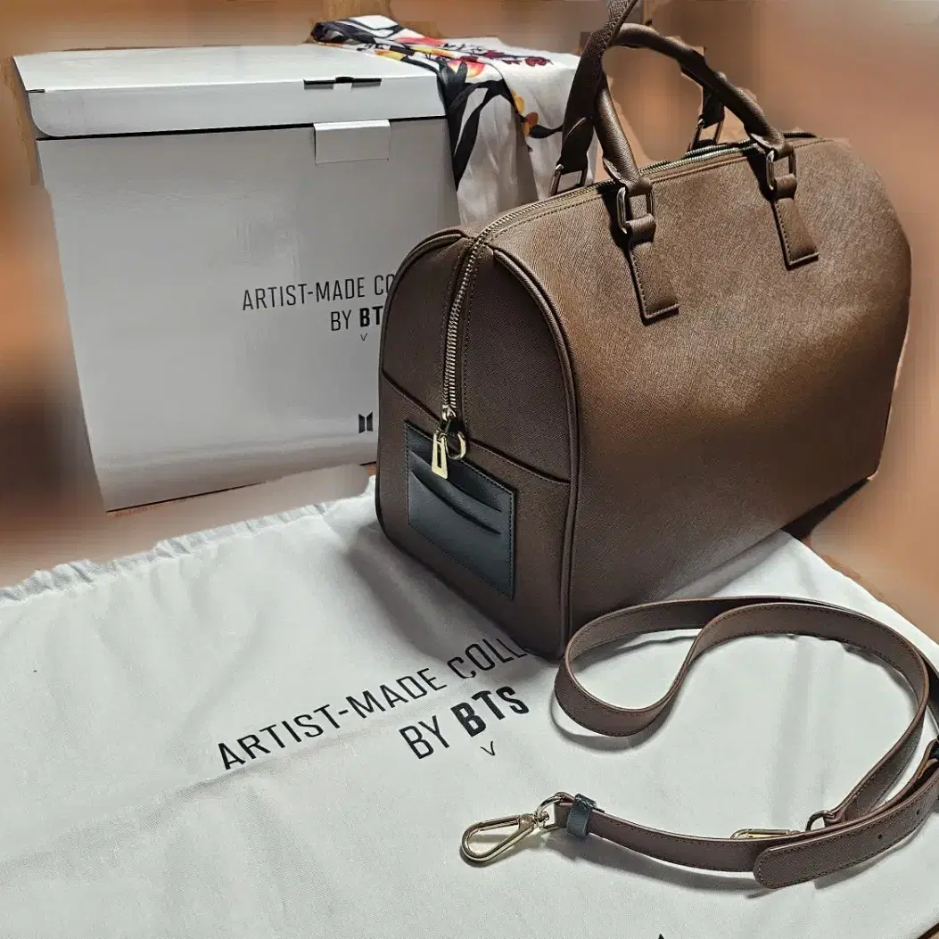 BTS 방탄소년단 V 태형 뷔 뮤트 가방 Mute Boston Bag