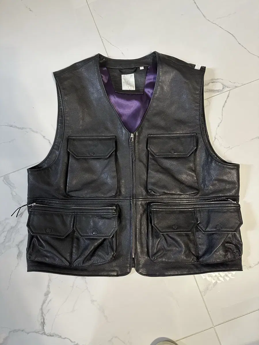 페치 선데이 가죽 베스트 LEATHER UTILITY VEST