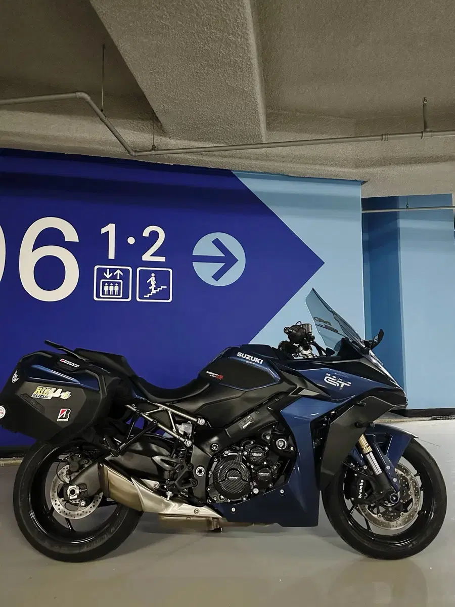 2022년 스즈키 gsx-s1000gt