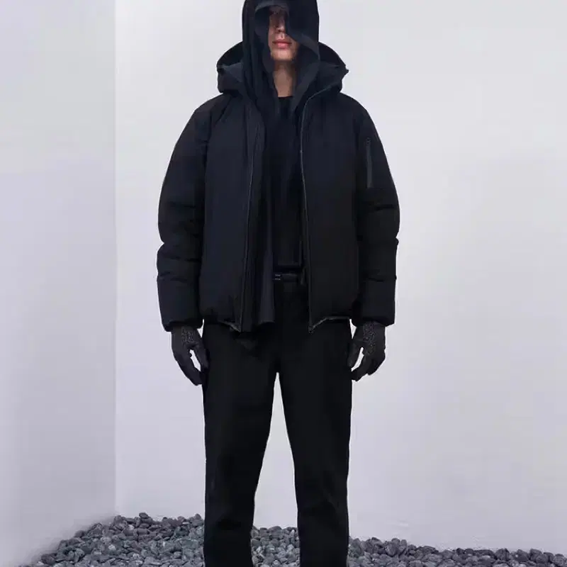 xlim ep.1 synopsis4 puffer (size1)