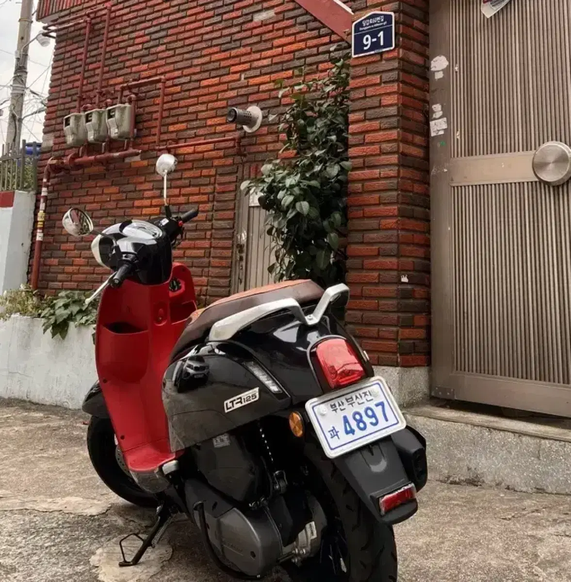 125cc 스쿠터 욜로125 판매합니다!