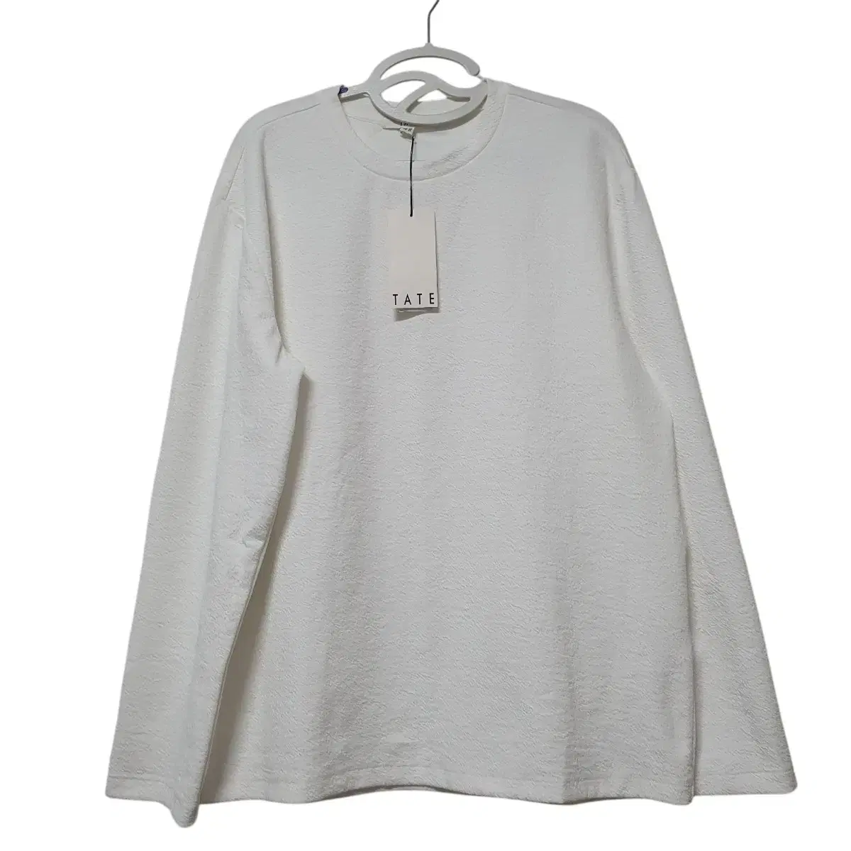 XL 105 TATE 새옷 롱슬리브 화이트 정가 49,900원