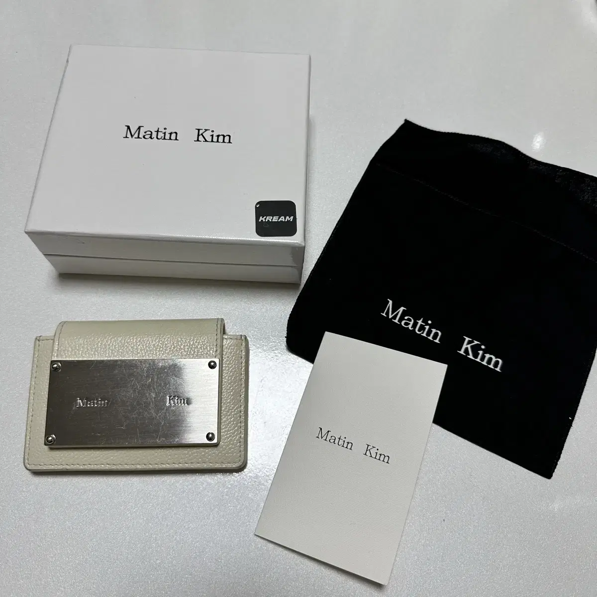 마땡킴 지갑 화이트 matin kim accordion wallet