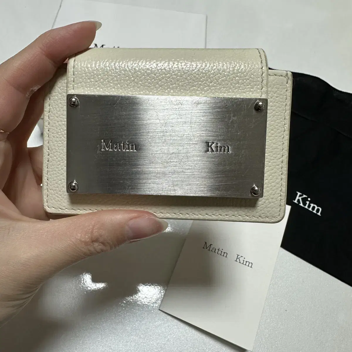 마땡킴 지갑 화이트 matin kim accordion wallet