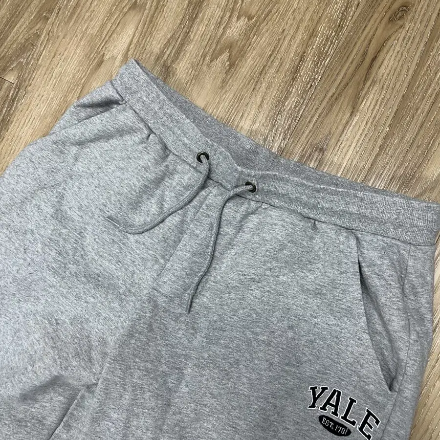 YALE 예일 스웨트 조거팬츠 XL