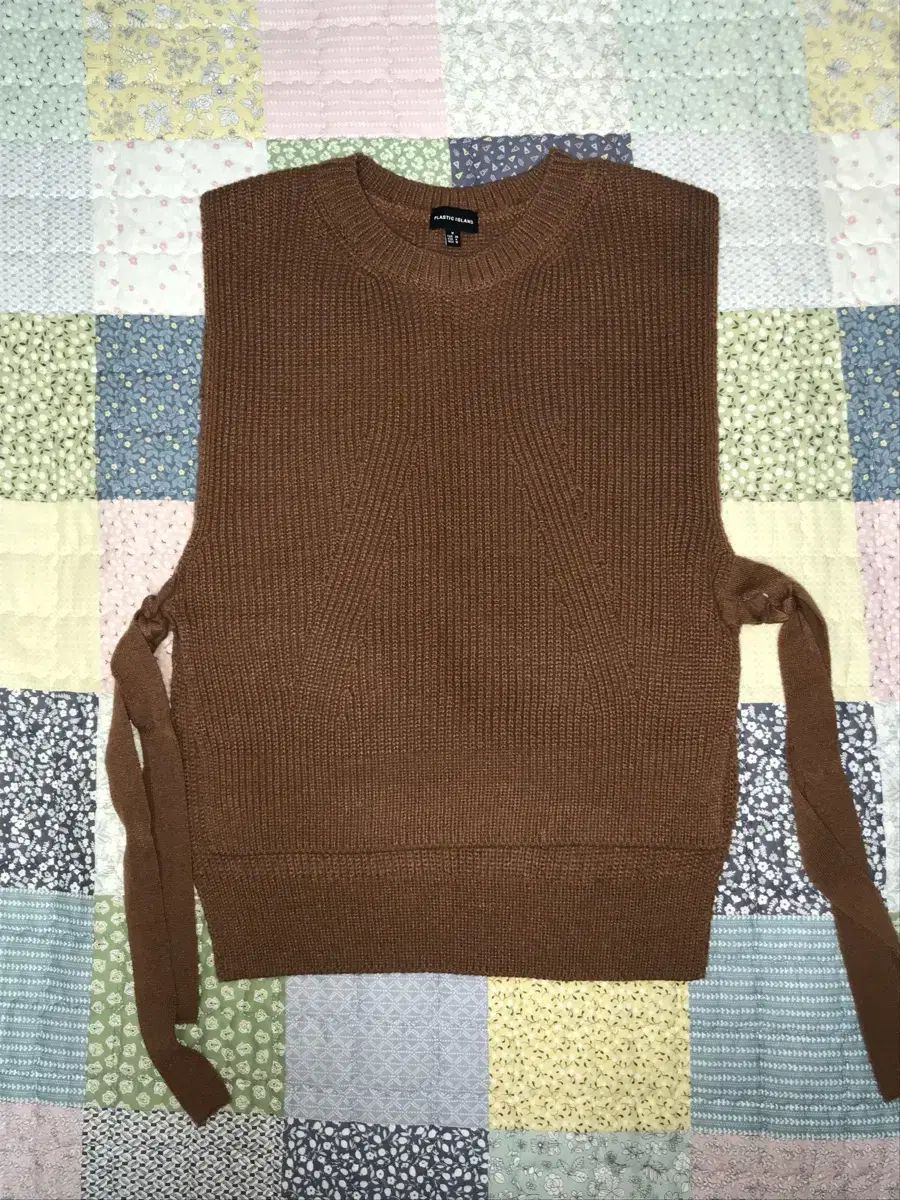 Plastic Island Knit Vest