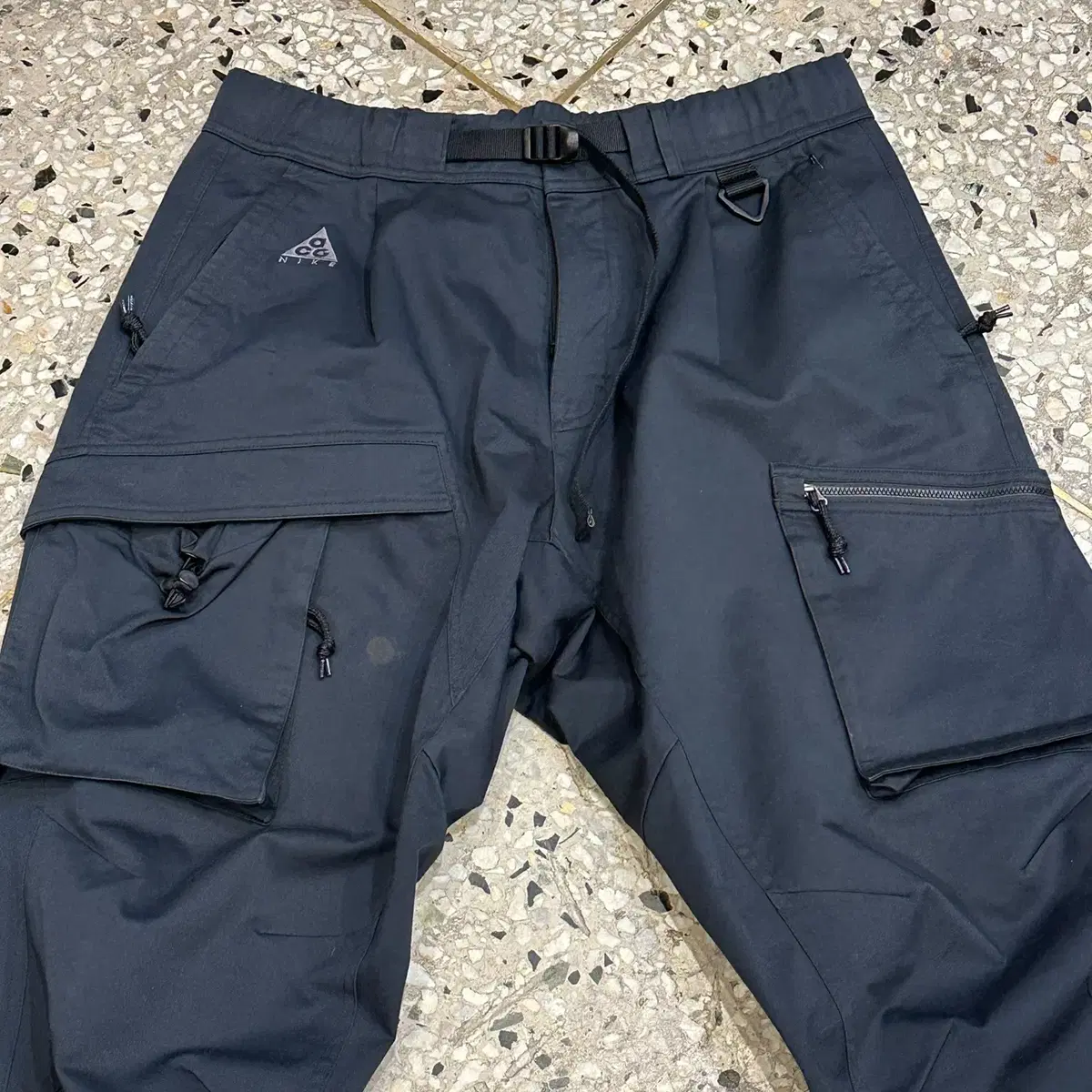 NIKE ACG 카고 배기 팬츠