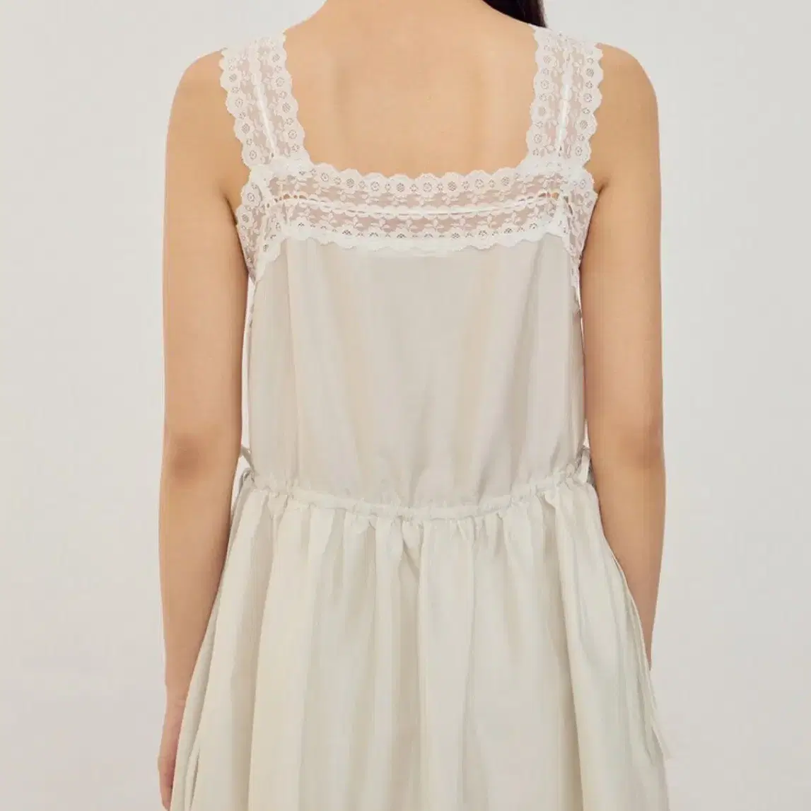 플레따 Lace Satin Dress