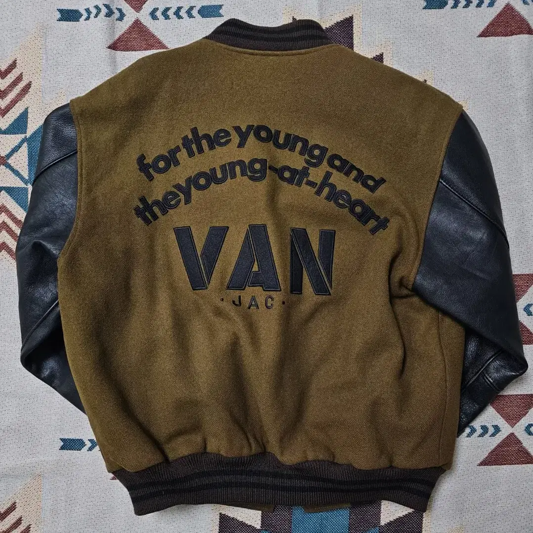 van jacket 바시티 105사이즈