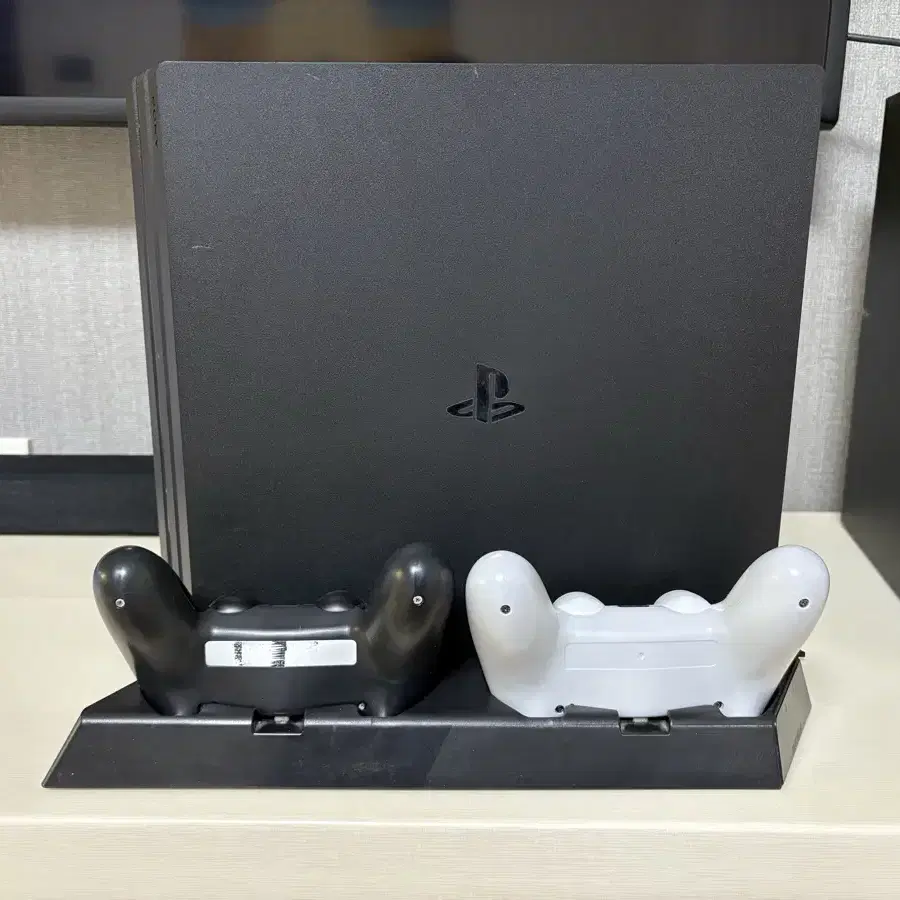 PS4프로 (플스)