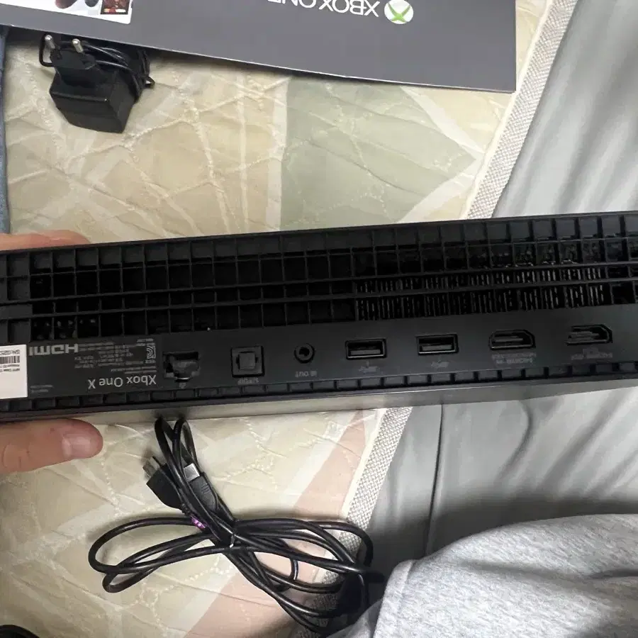 Xbox one X 1TB