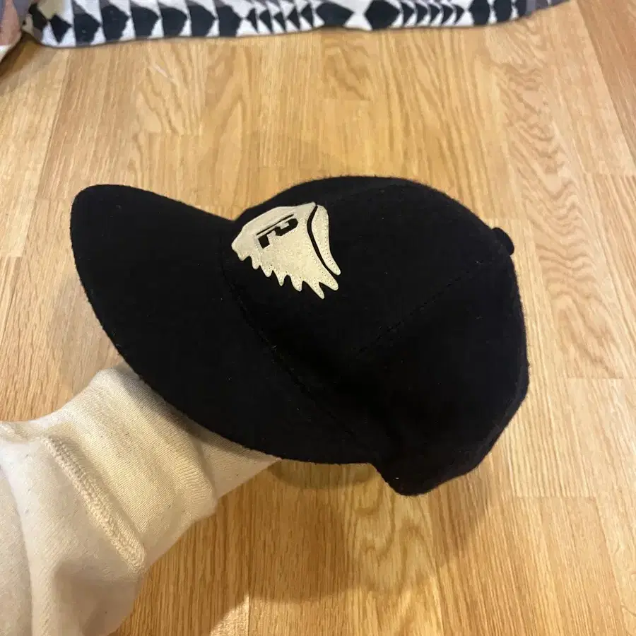 베이프 울 스냅백 URSUS BAPE